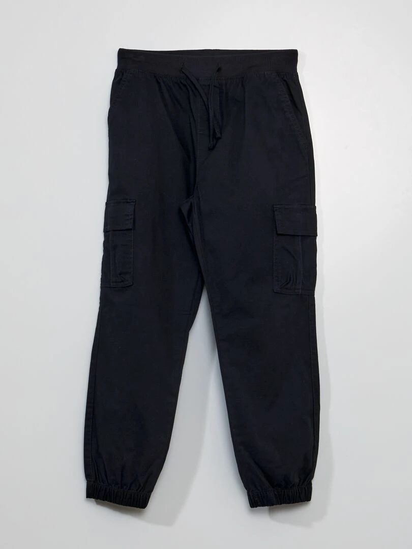 Pantalon avec poches à rabats Coupe + confortable noir