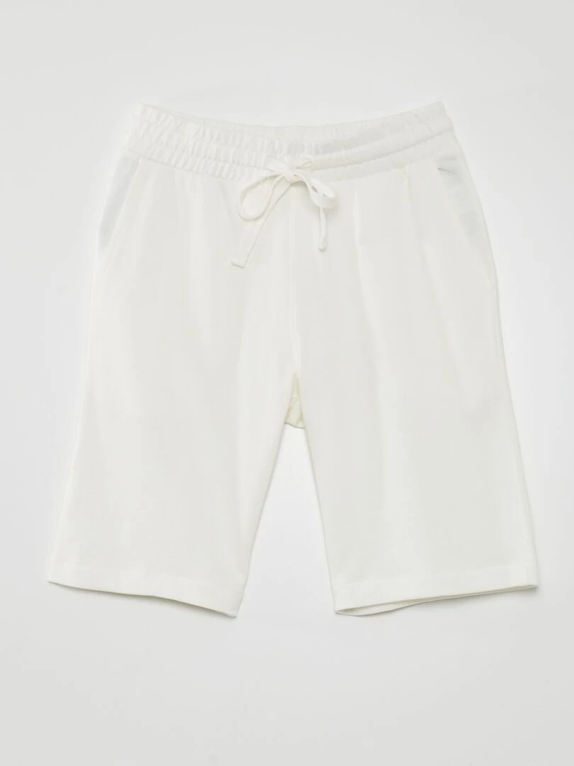Short uni en molleton blanc