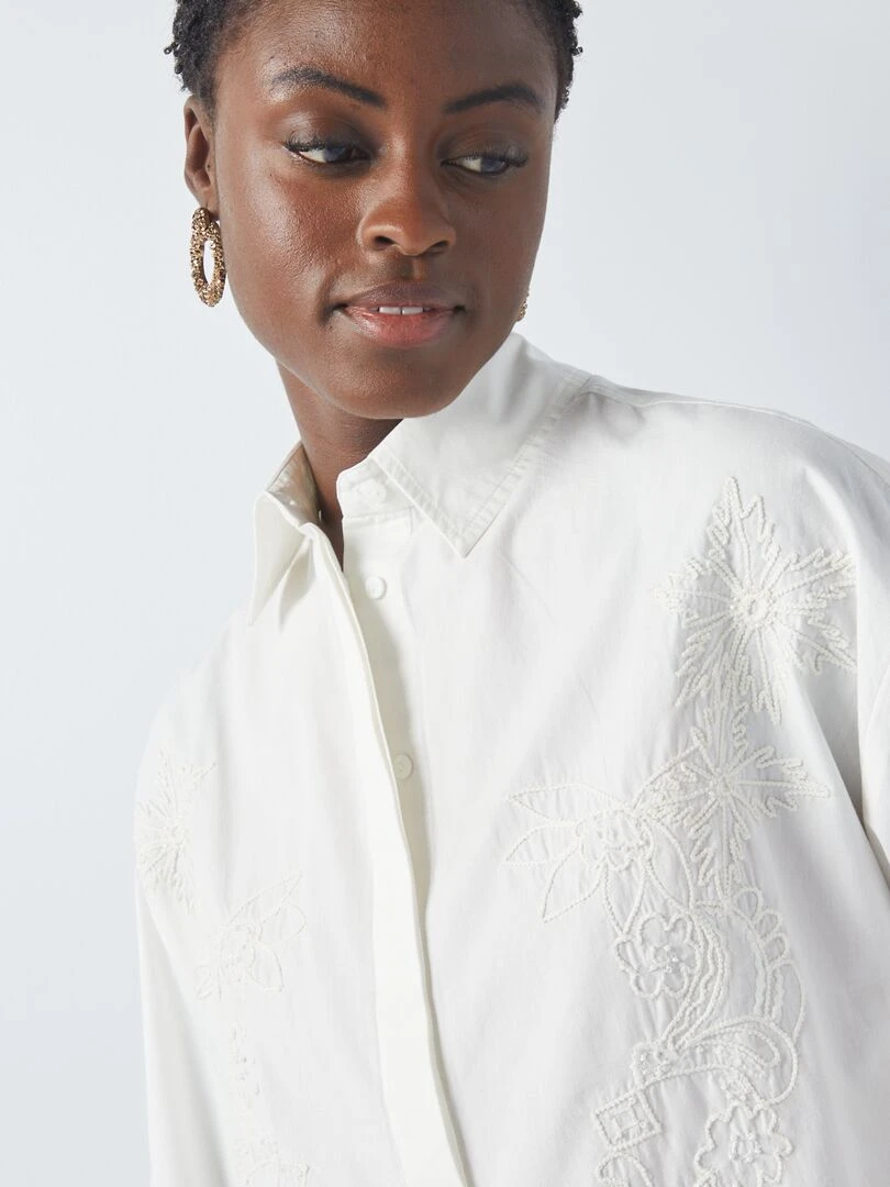 Chemise en popeline à broderies   Beige