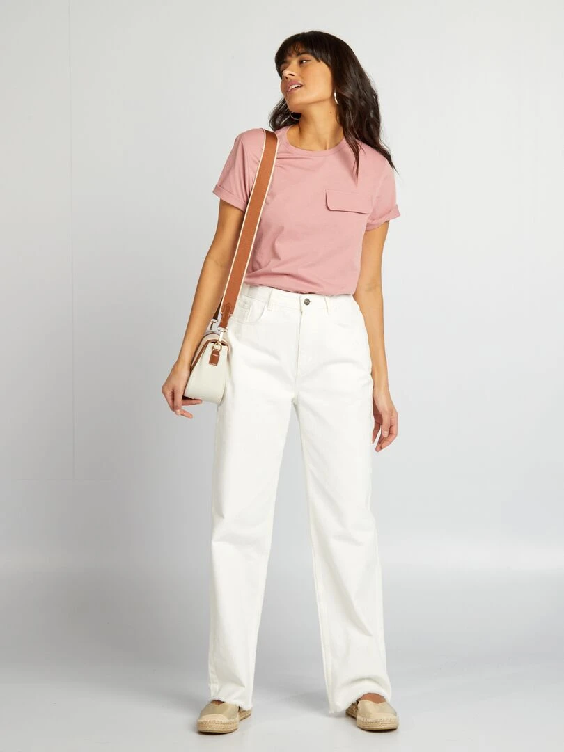 T shirt manches courtes avec poche poitrine Rose