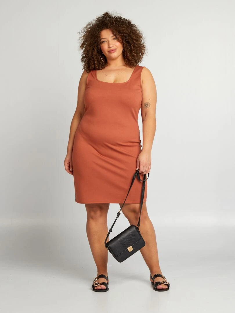 Robe courte en maille stretch Marron