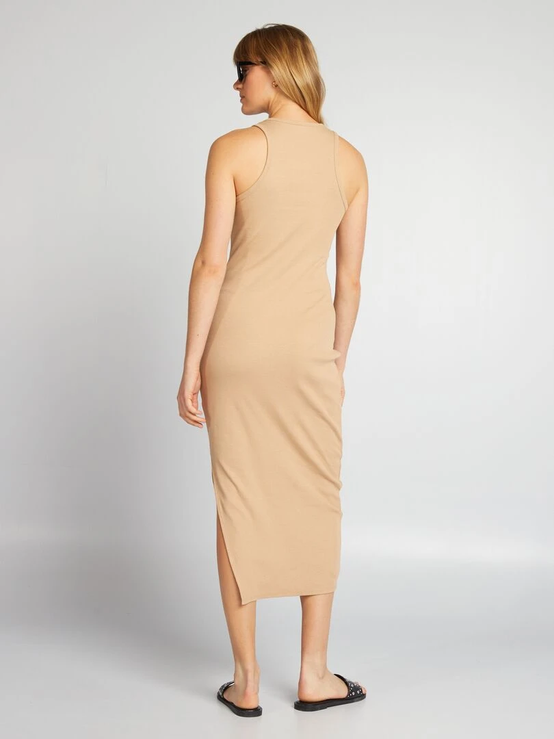 Robe longue en maille côtelée   Beige