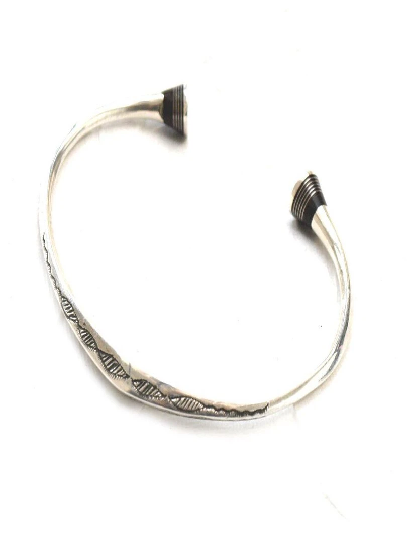 Bracelet jonc touareg en argent fait main   Argent