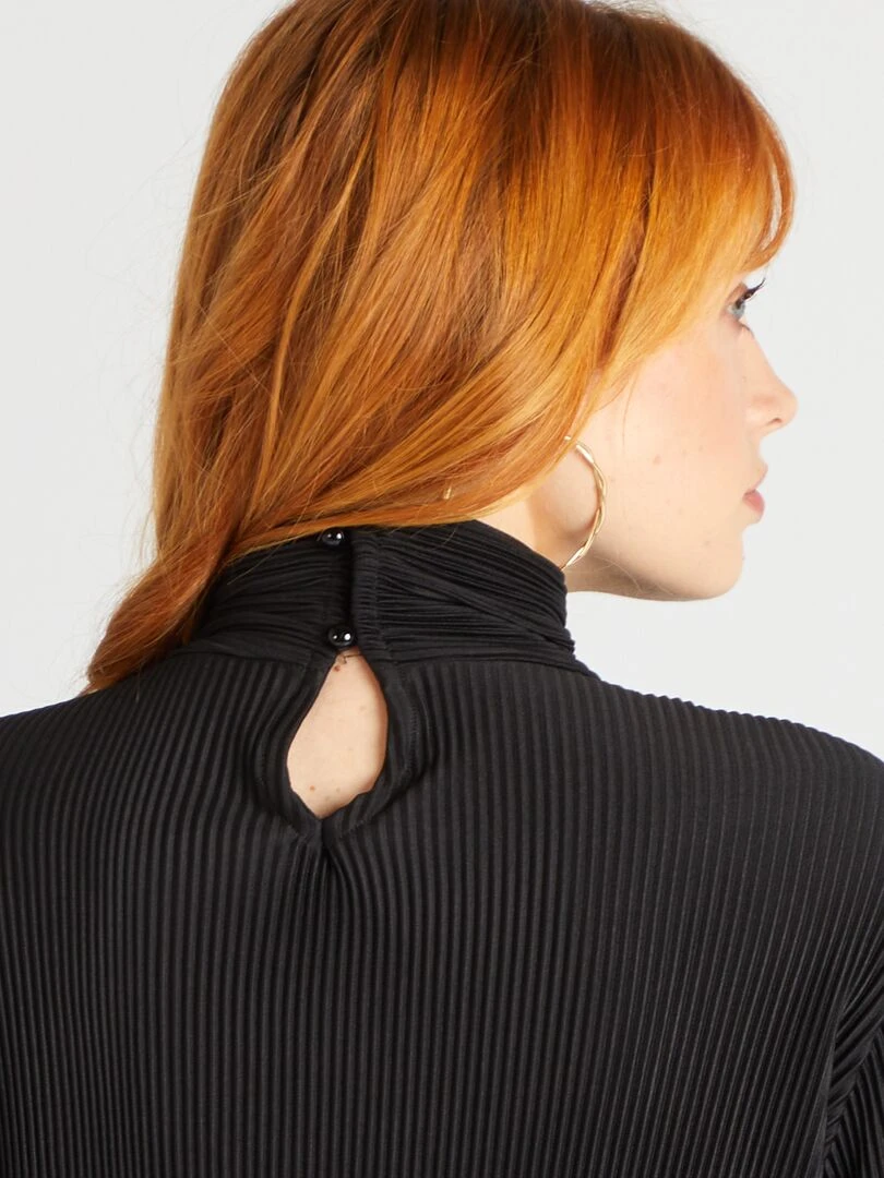 Blouse plissée à col montant   noir