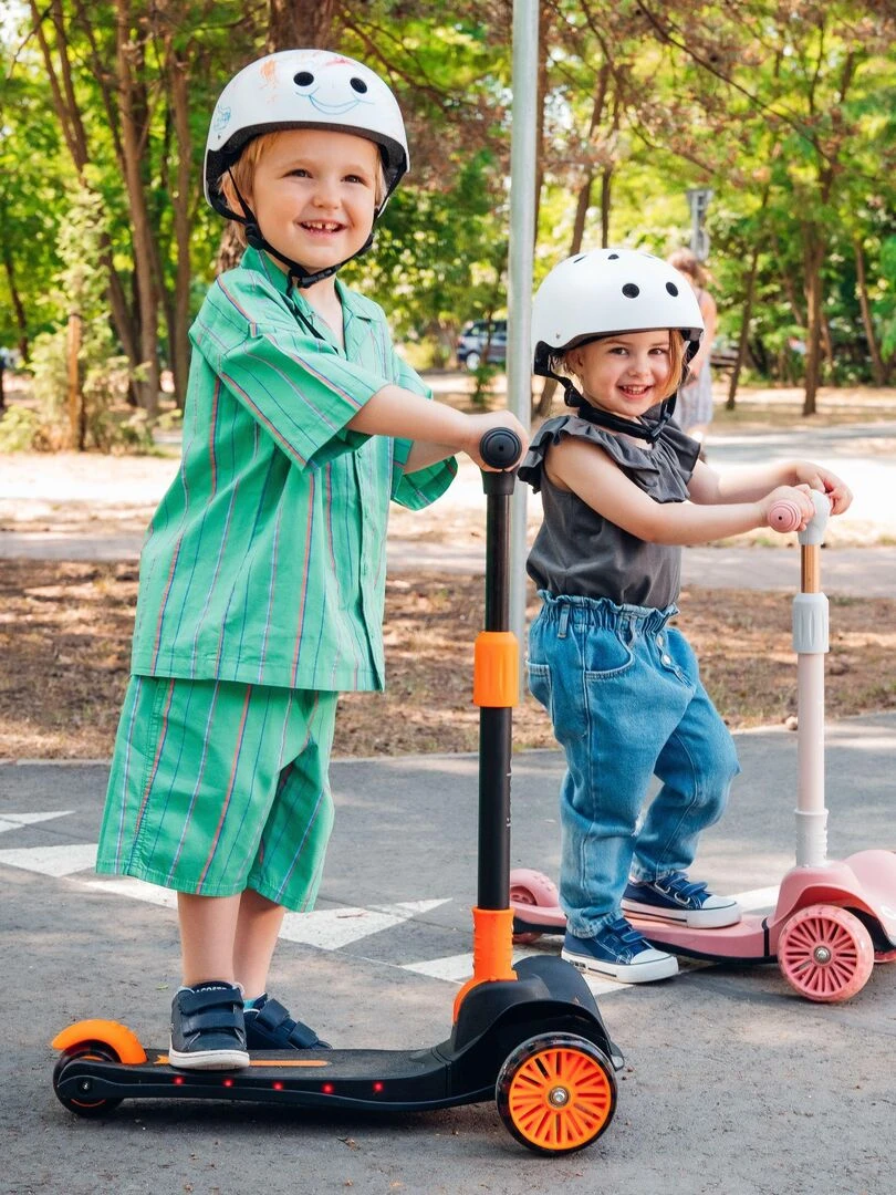 LIONELO Timmy   Trottinette enfant   3 Roues   Hauteur réglable   LED Roulement   Noir Orange