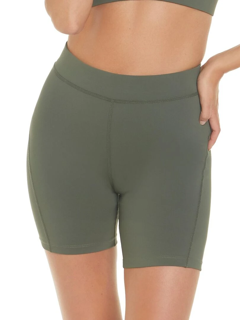 Short de sport Tech ST3 Kaki