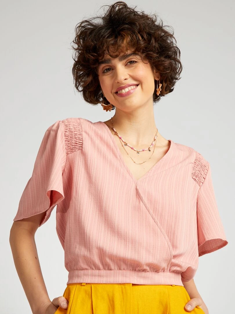 Blouse courte à col V Rose