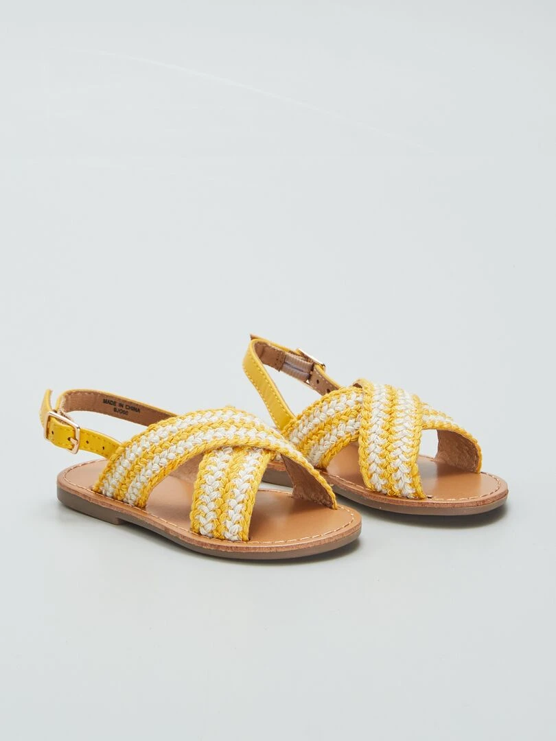 Sandales plates à brides croisées Jaune