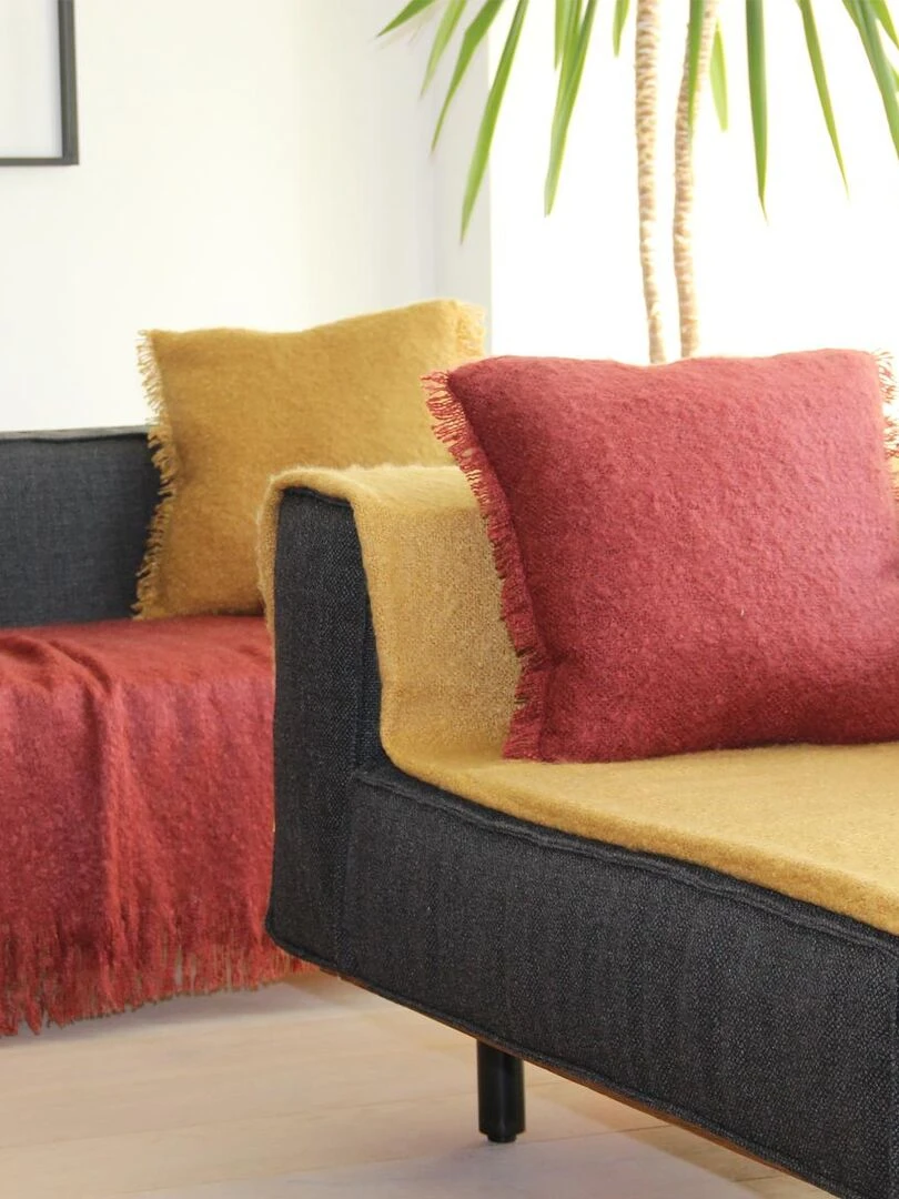 Coussin Effet laineux à franges Rouge cerise