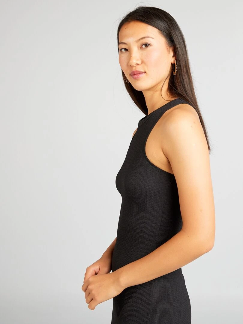 Robe en maille gaufrée et emmanchures américaines noir