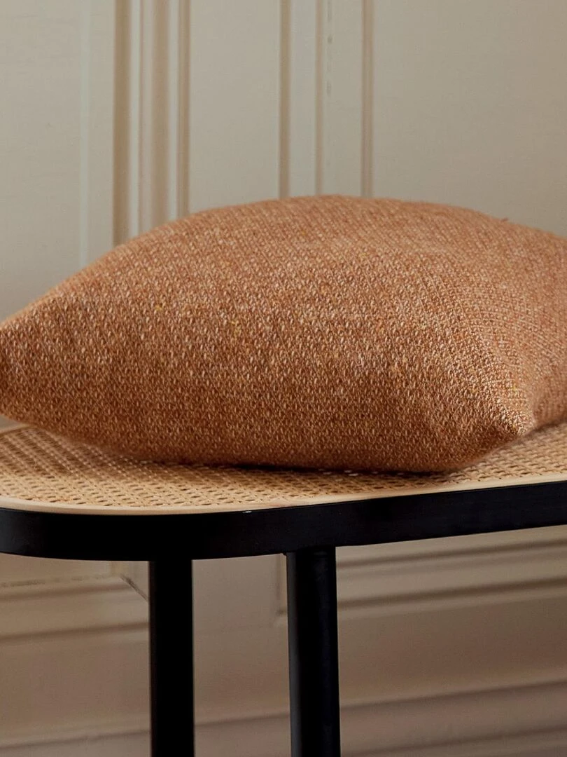Coussin en laine avec micro motif losange   Marron foncé