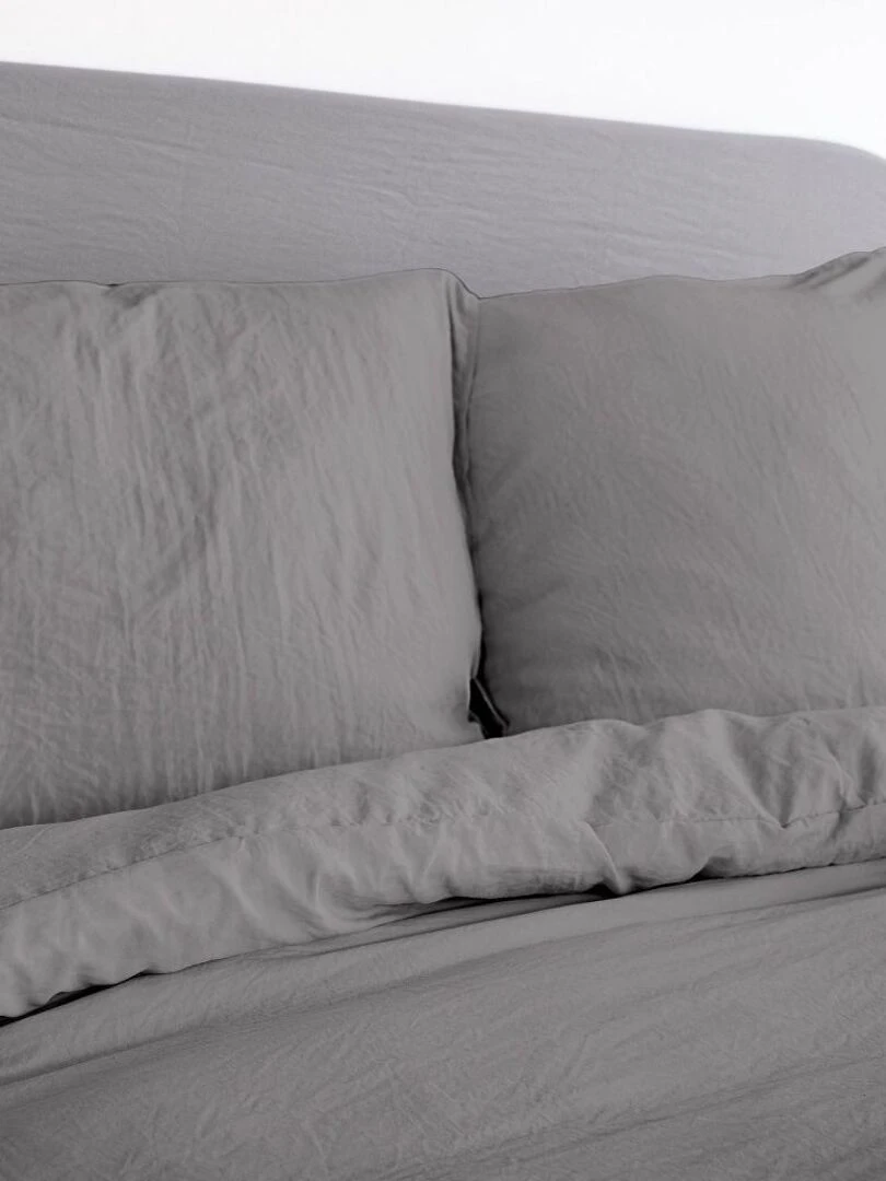 Housse de couette + 2 taies d'oreiller en microfibre lavé   Gris