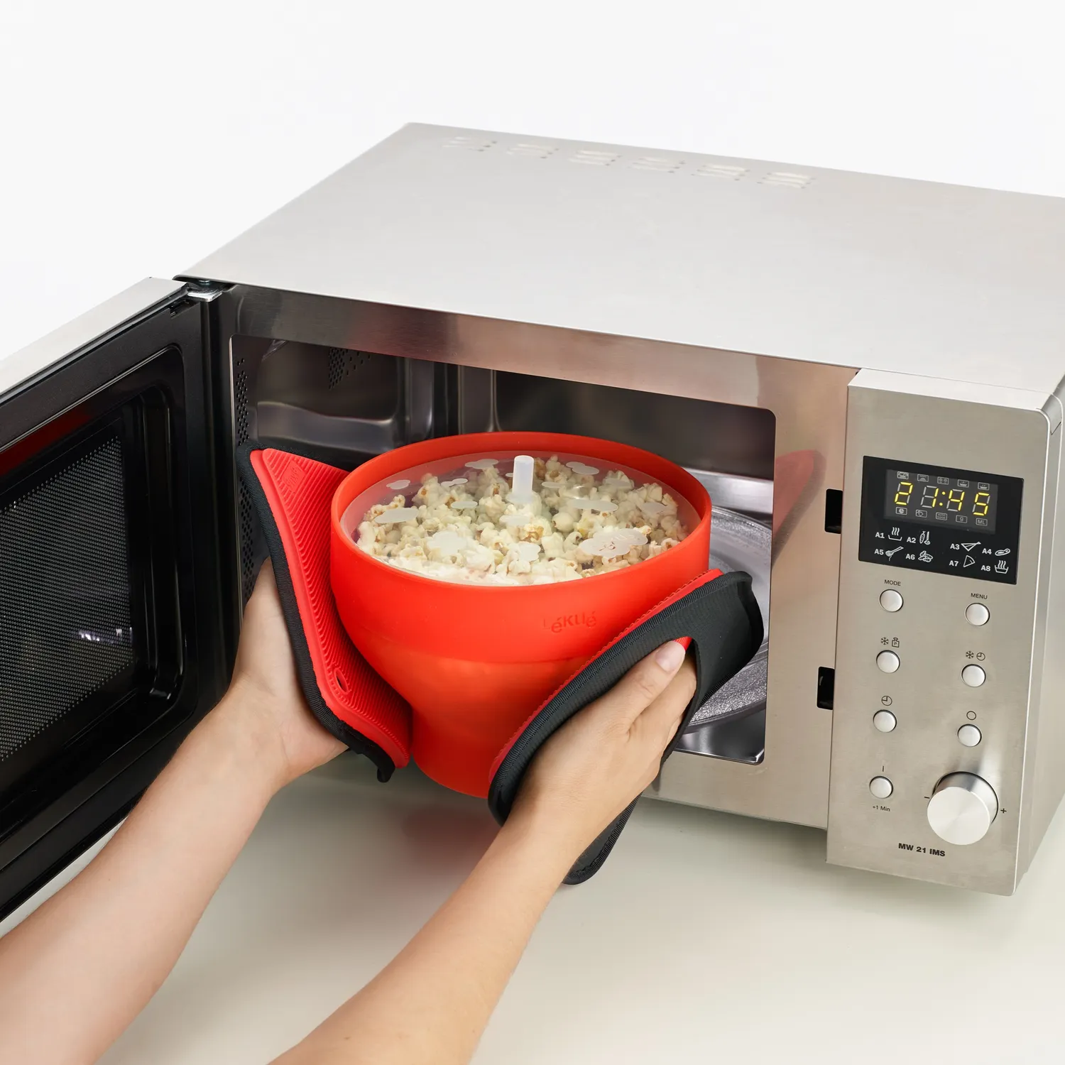 Lekue Collapsible Microwave Popcorn Bowl