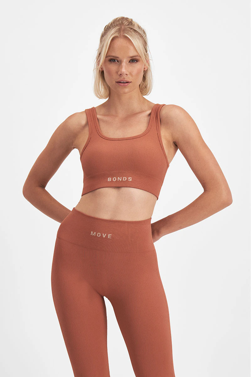 Move Rib Seamless Crop