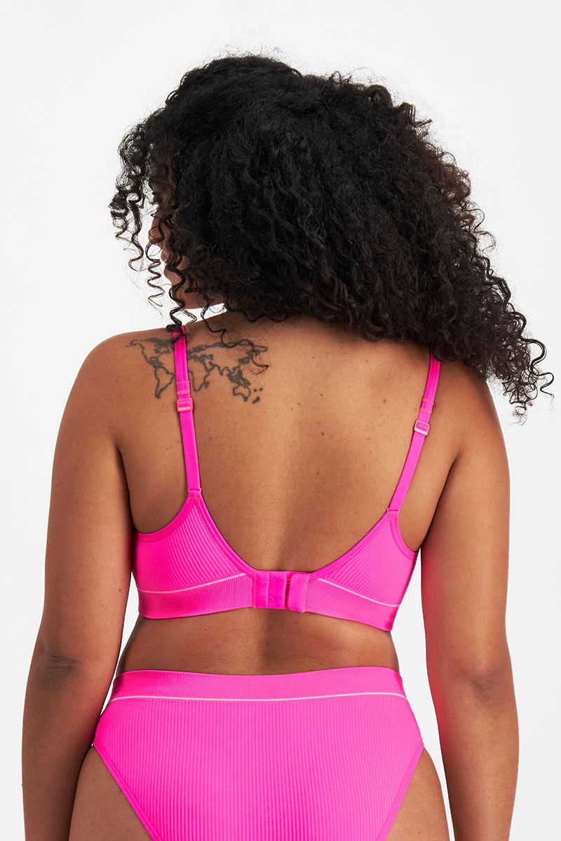 Retro Rib™ Seamless Wirefree Tee Bra