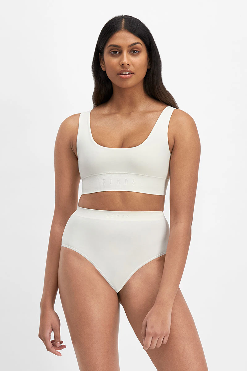Bases Seamless Full Brief
