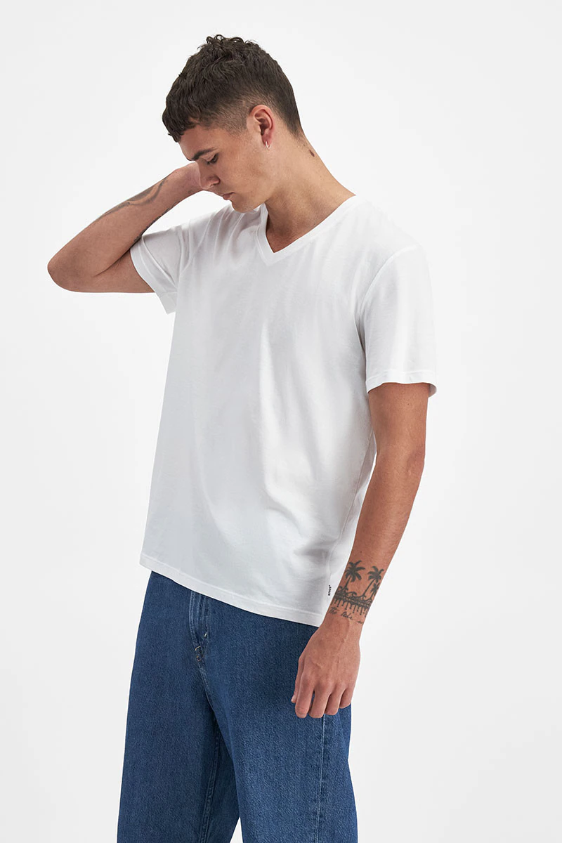 Originals Midweight Vee Tee