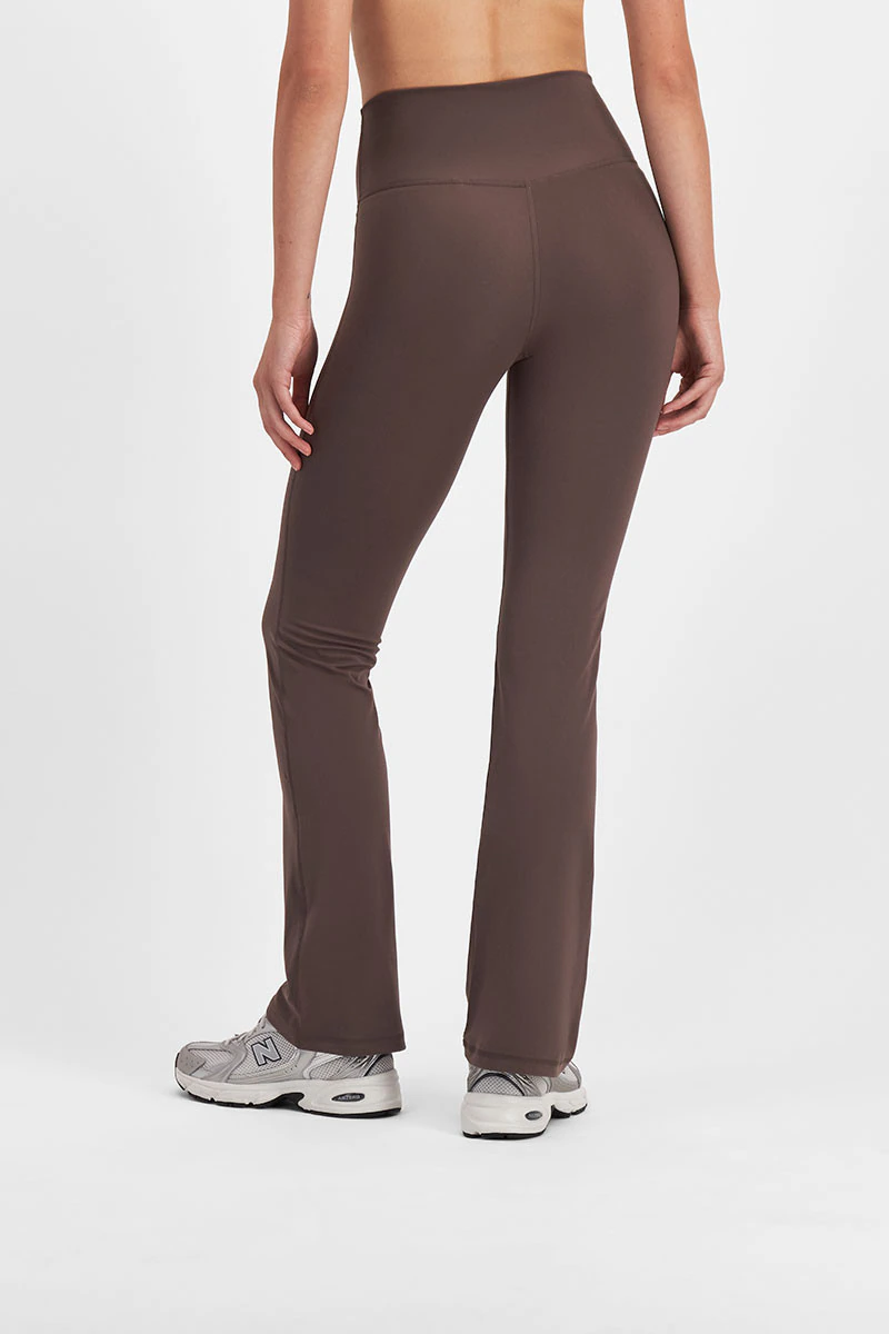 Move Straight Leg Pant