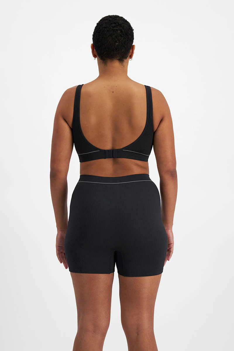Retro Rib™ Seamless Short