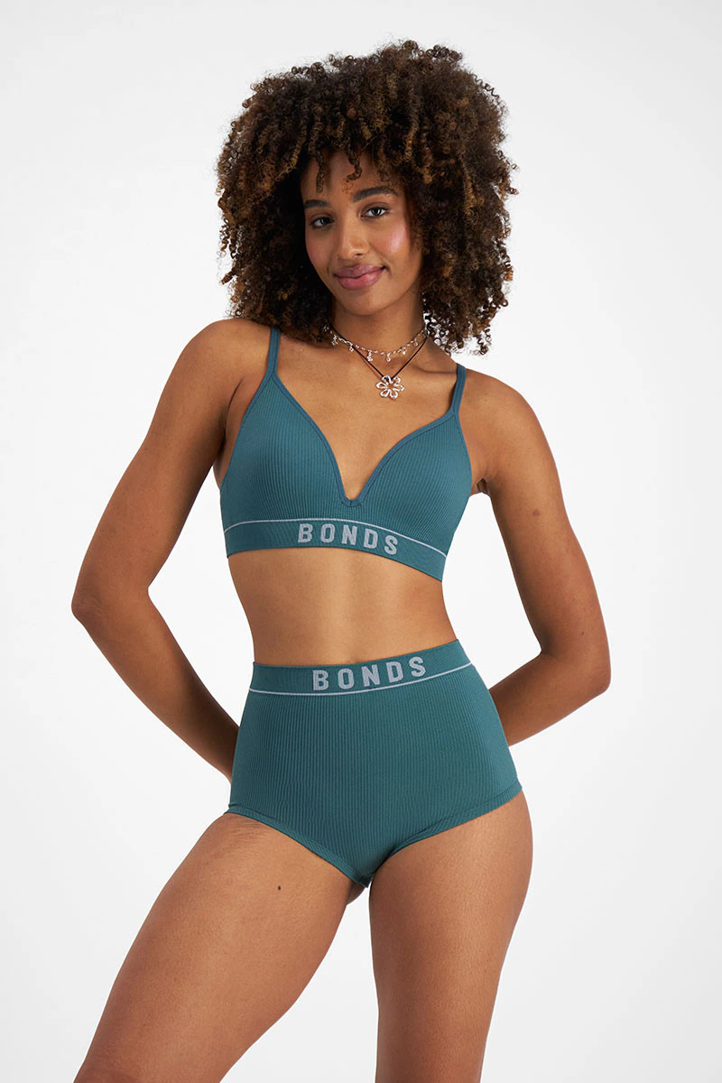 Retro Rib? Seamless Hi Shortie