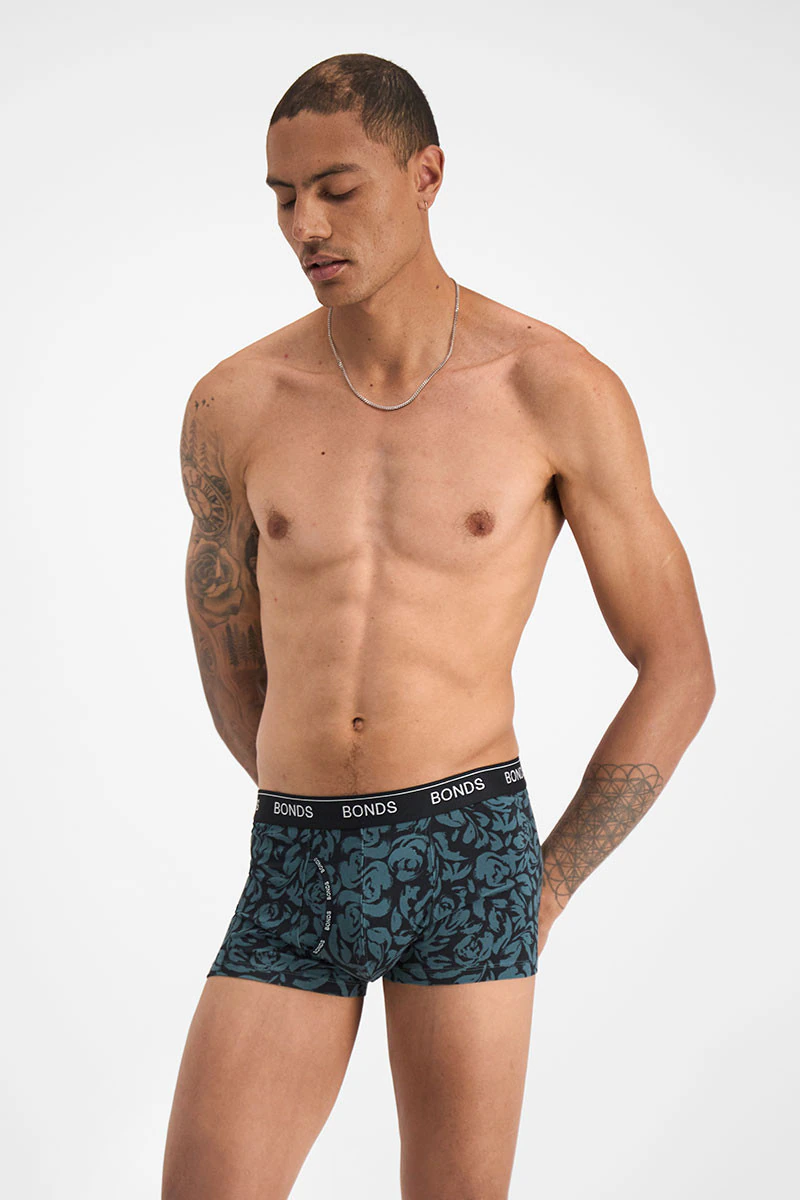 Guyfront Trunk