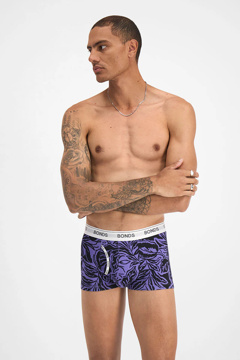 Guyfront Trunk