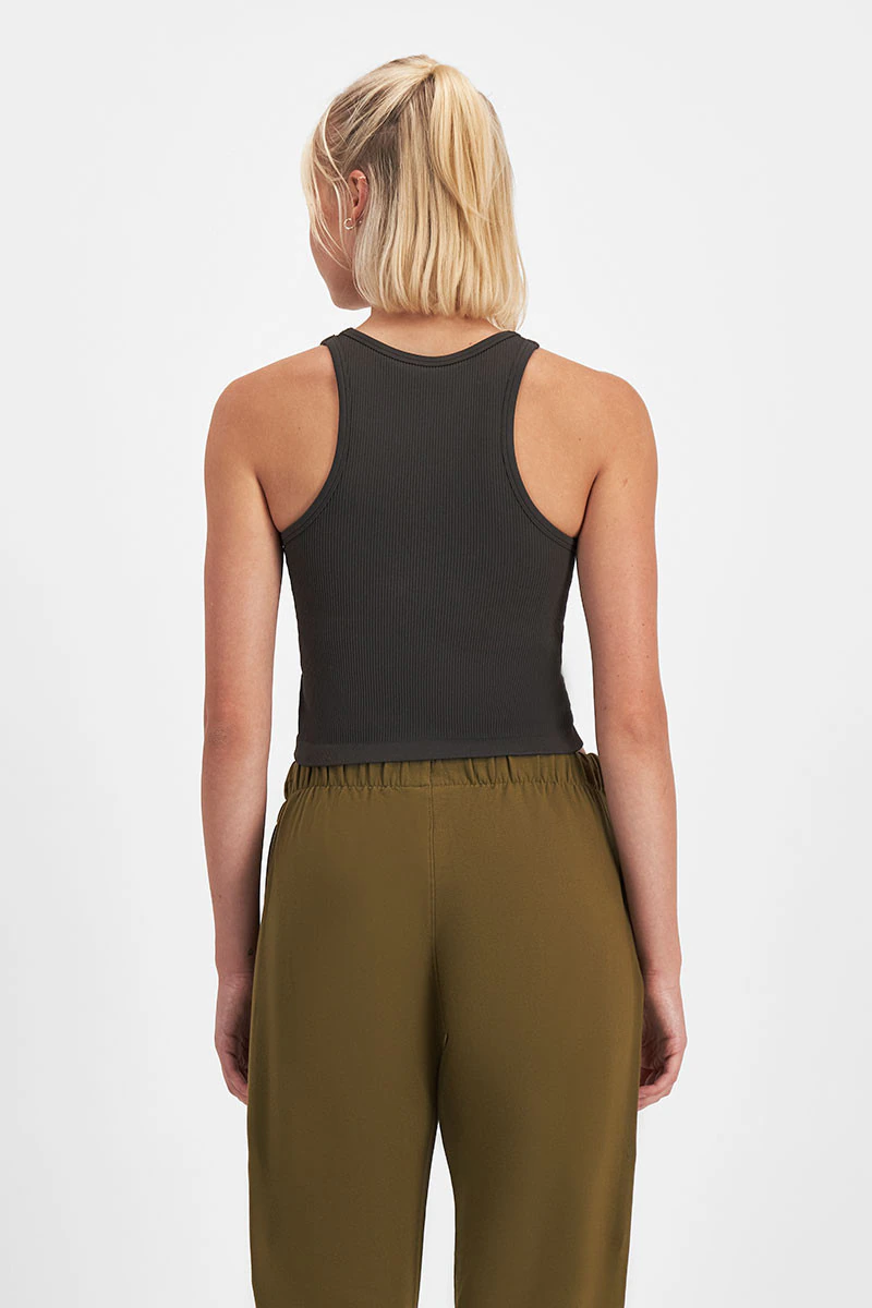 Move Rib Tank