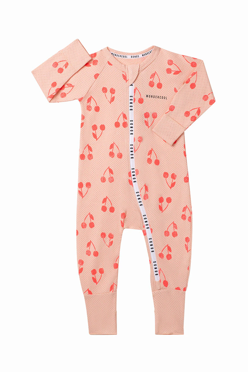 Wondercool Eyelet Zip Wondersuit