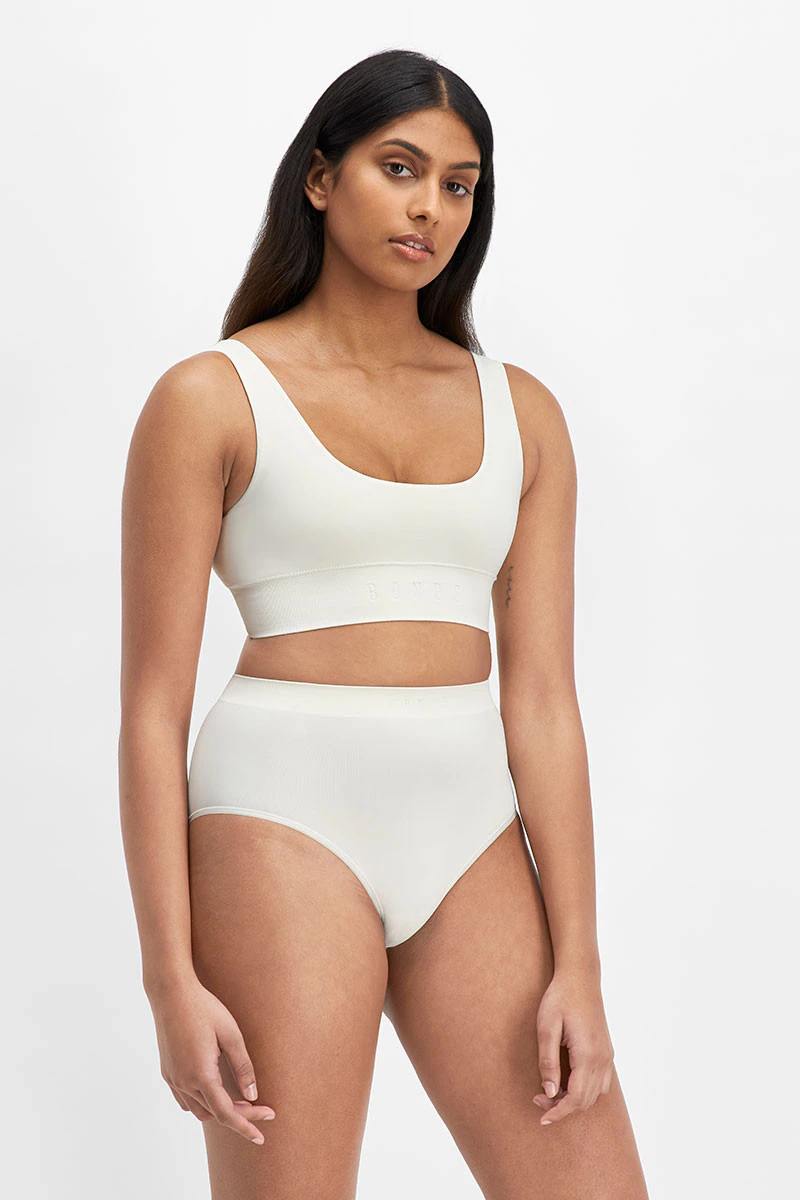 Bases Seamless Full Brief