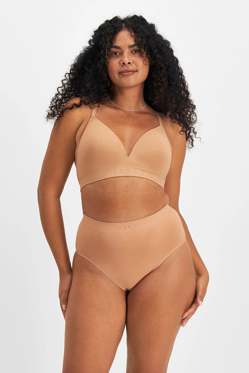 Bases Seamless Full Brief