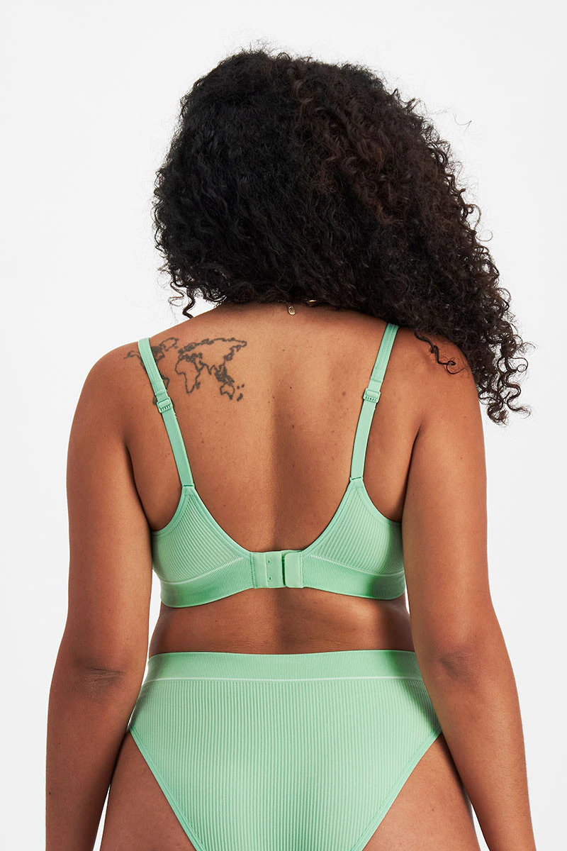 Retro Rib™ Seamless Wirefree Tee Bra
