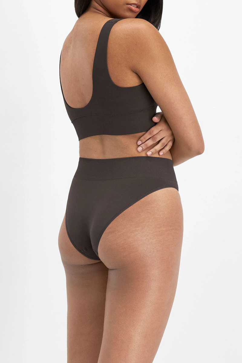 Bases Seamless String Bikini