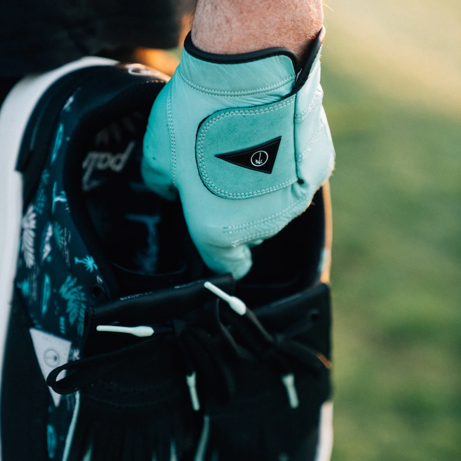 Men's Reef X Palm Golf Blackballed Glove