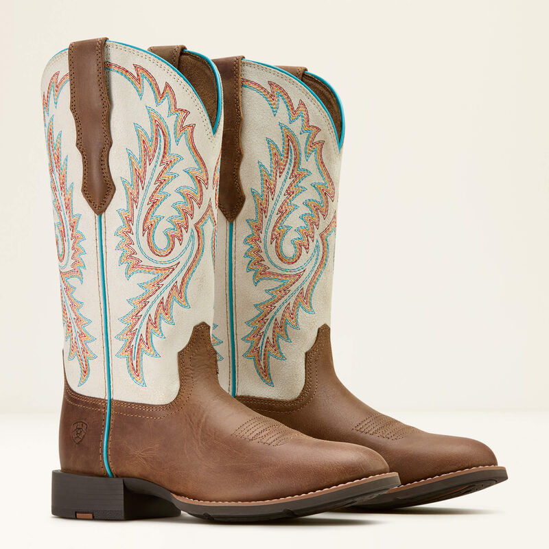 Round Up W Toe StretchFit Western Boot