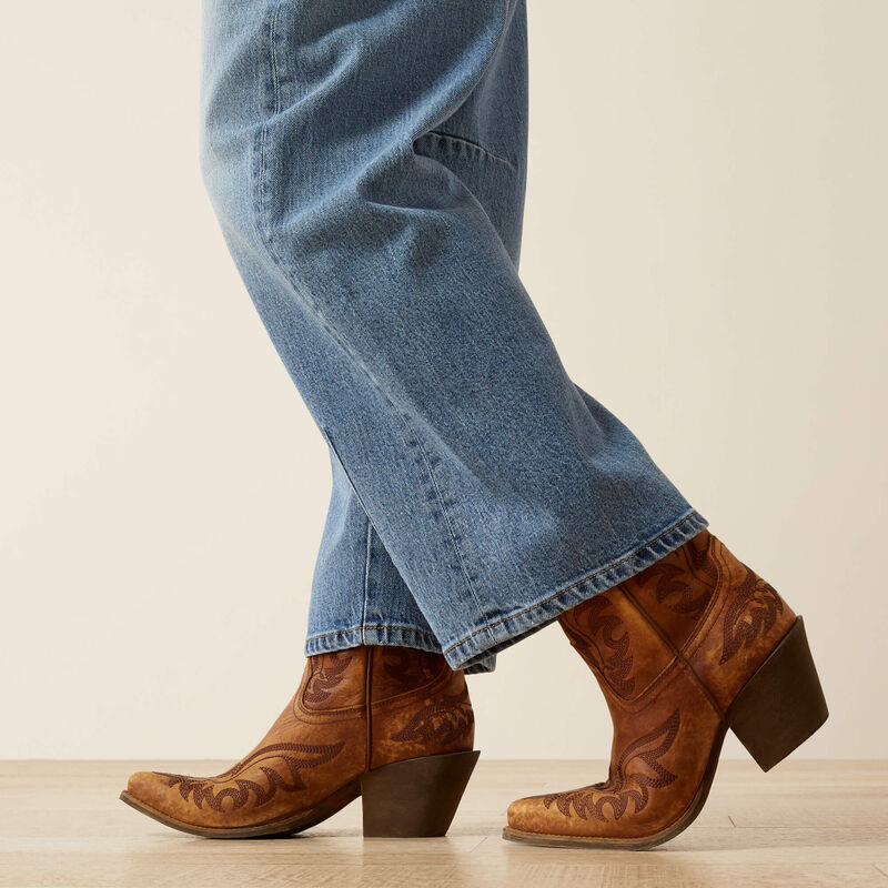 Ultra High Rise Jazmine Barrel Jean