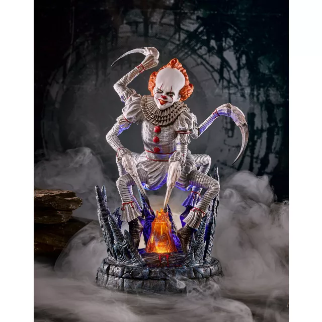 Spider Pennywise Light-Up Statue - It