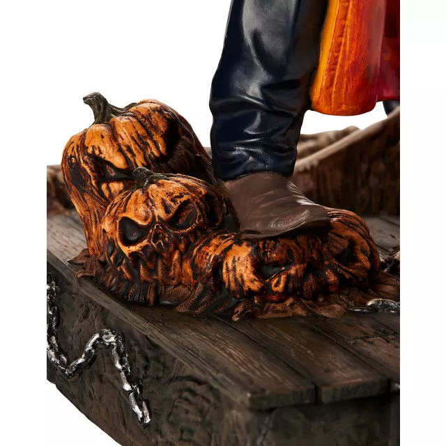 Leatherface Statue - Texas Chainsaw Massacre