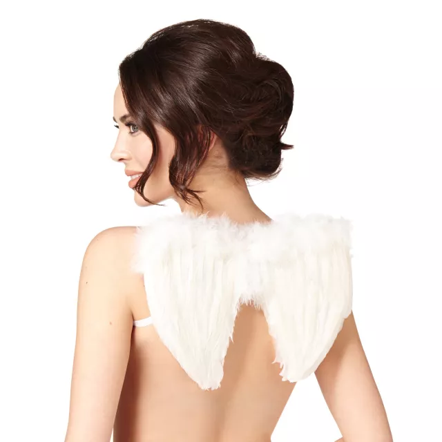 White Club Wings