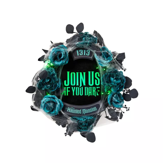 Light-Up Join Us If You Dare Wreath - Disney The Haunted Mansion