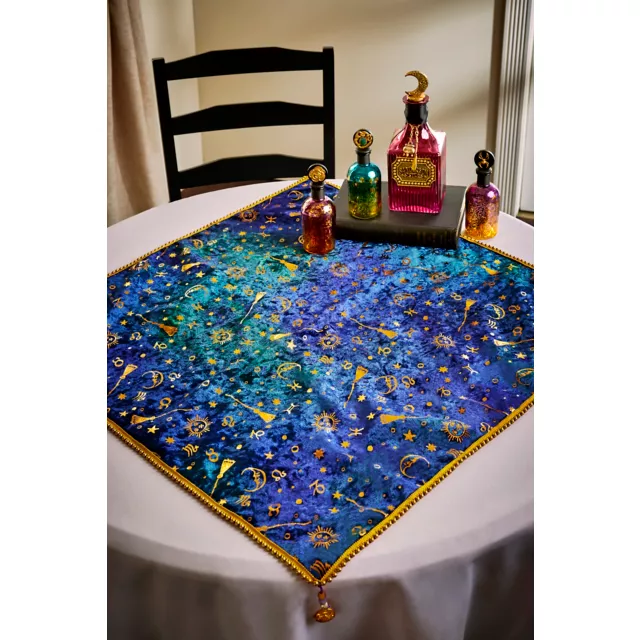 Hocus Pocus Velvet Centerpiece