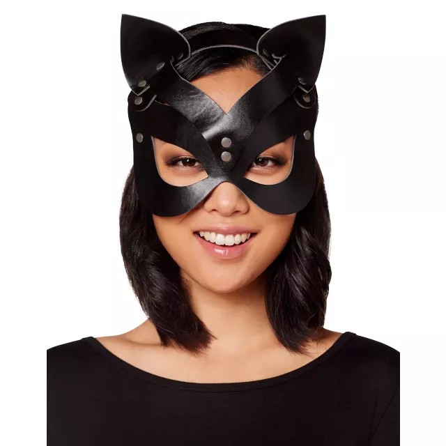 Black Cat Eye Mask