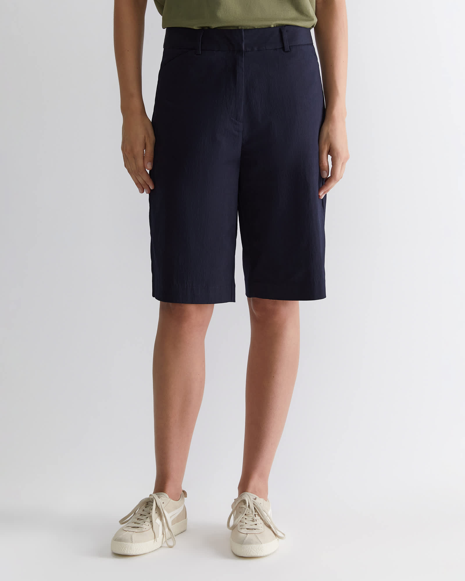 Evie Bermuda Short