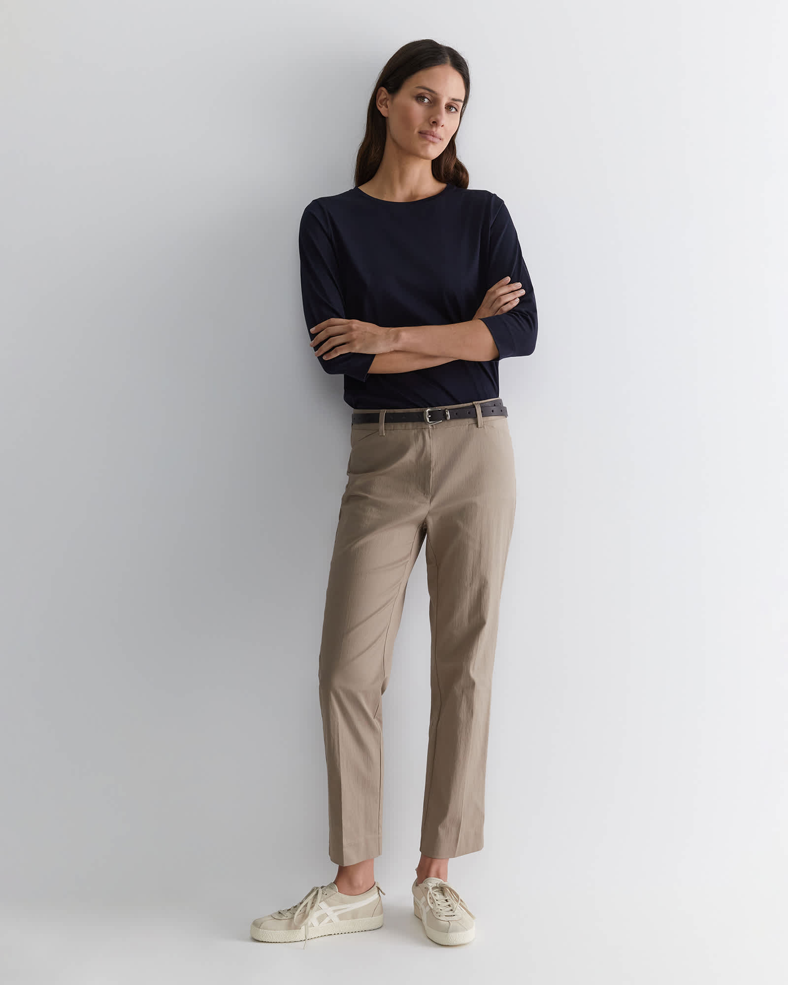 Evie Straight Capri Pant