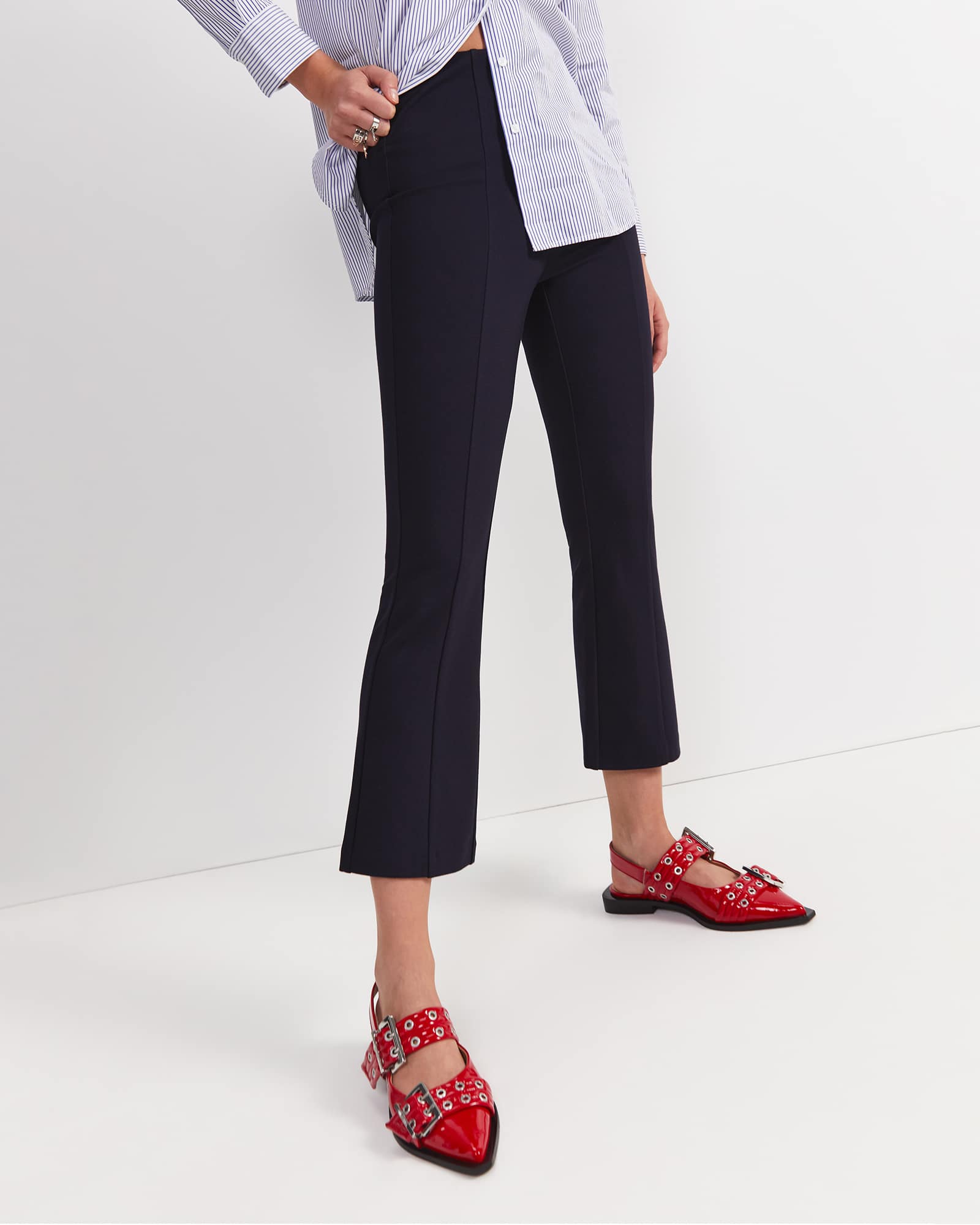 Polly Ponte Crop Flare