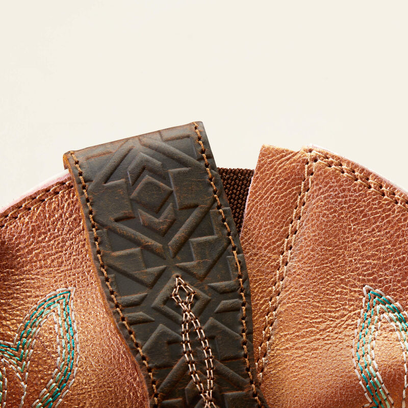 Round Up Wide Square Toe StretchFit Western Boot