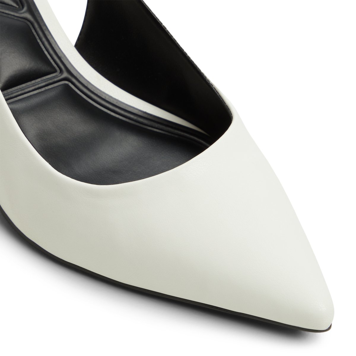 Evelyynn White Women's Block Heels