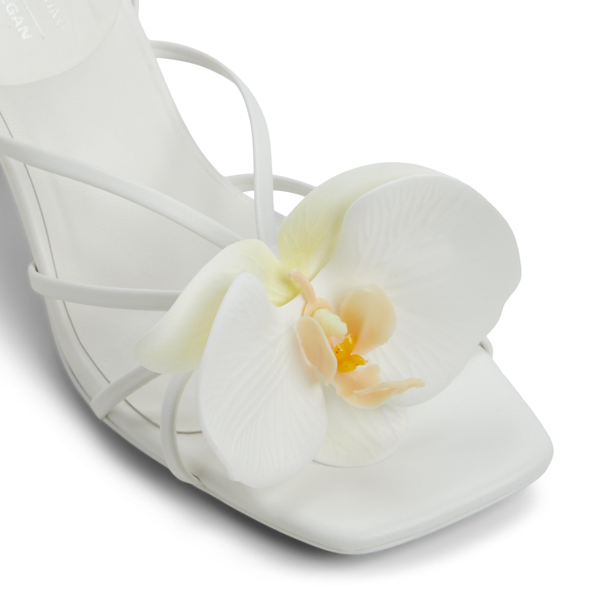 Flourish White Women's Low-mid Heels