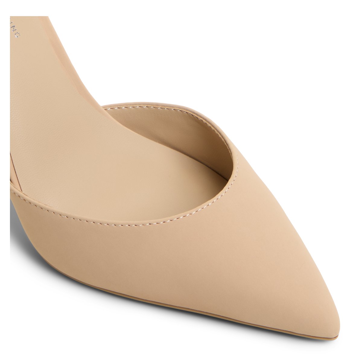 Sukii Beige Women's Pumps