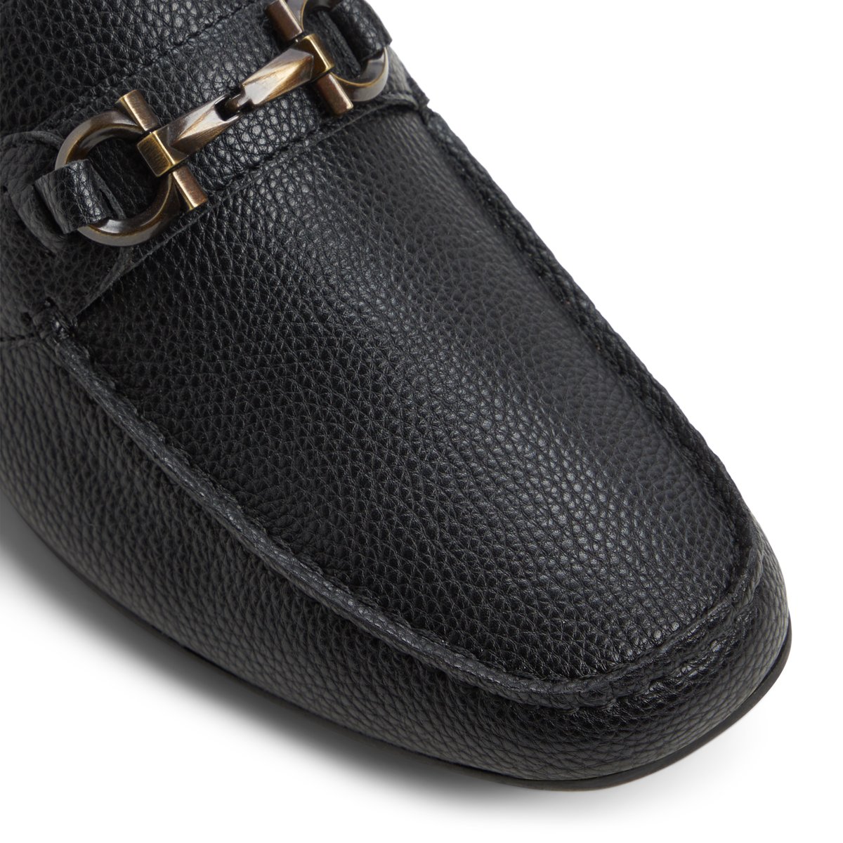 Villanueva Black Men's Loafers