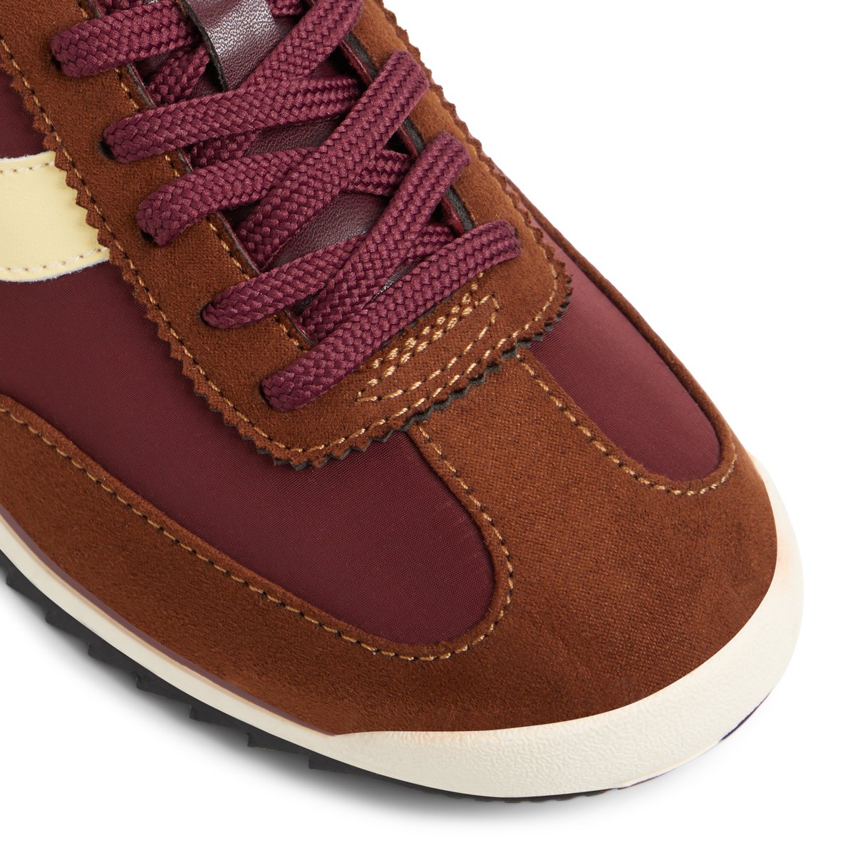 Davi Brown Women's Retro Sneakers